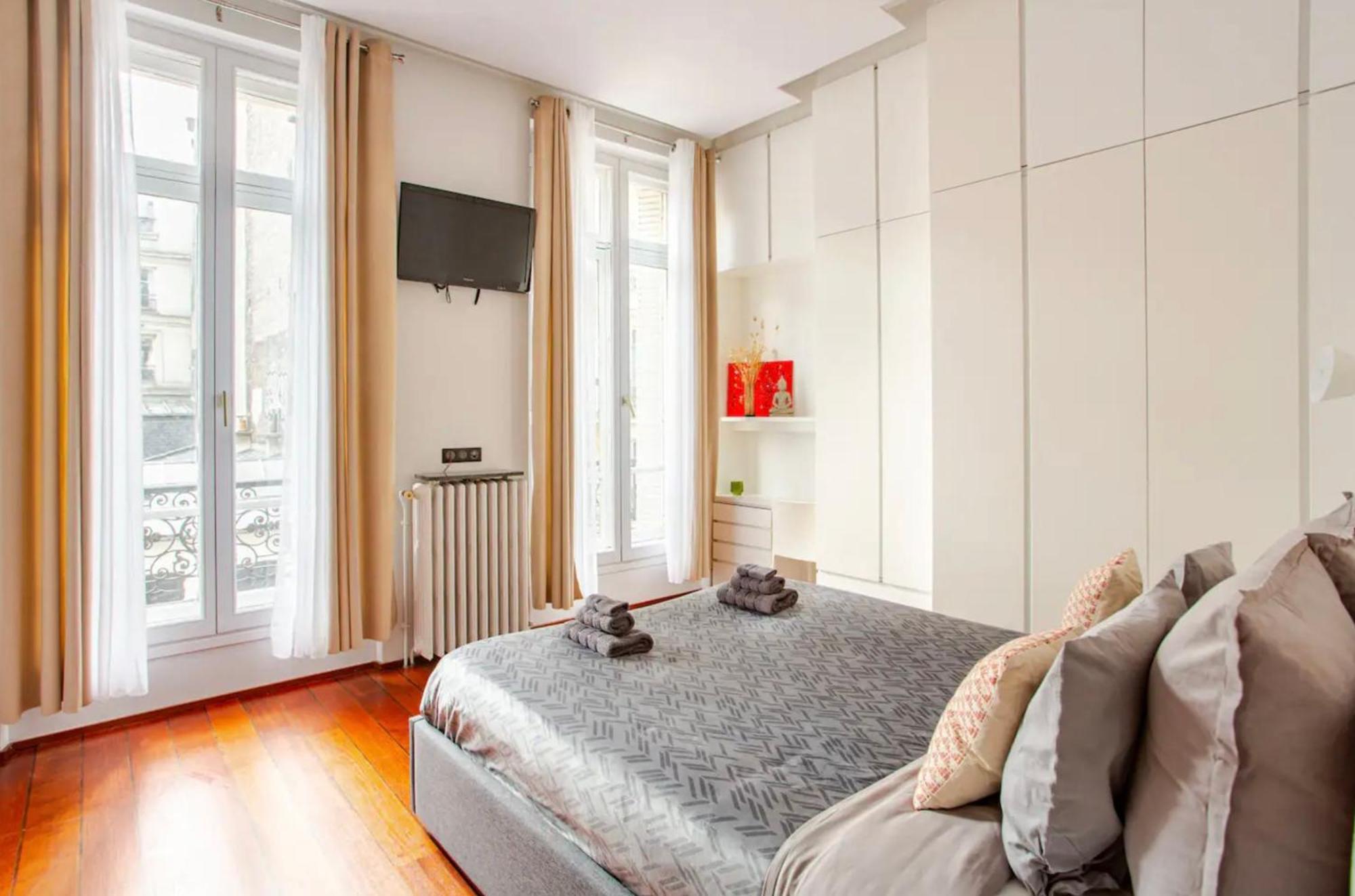 Chic Parisian Flat Apartment Exterior photo
